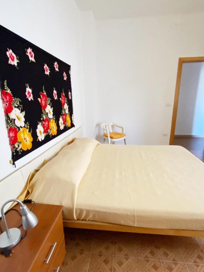 I Fenicotteri - Appartamenti Sul Mare Calasetta Exterior foto